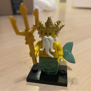 Lego minifigure series 7 mermaid king